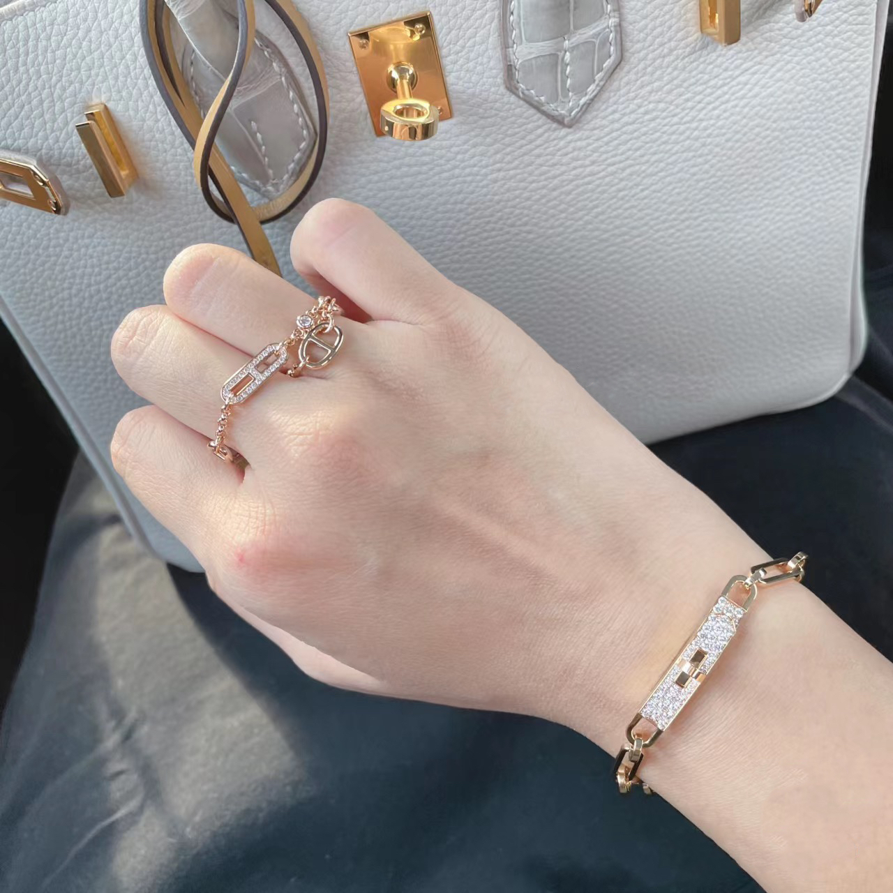 Hermes Rose Gold Diamond Kelly Chaine Bracelet ST – MAISON de LUXE